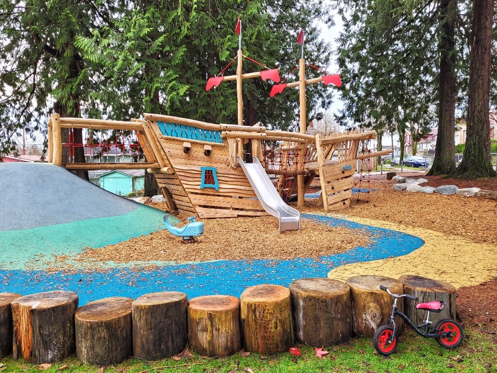 Jones Park playground pirate boat1