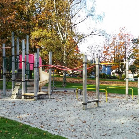 Almond Park playground4