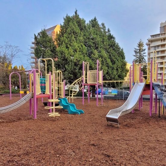 Kerrisdale Centennial Park playground1